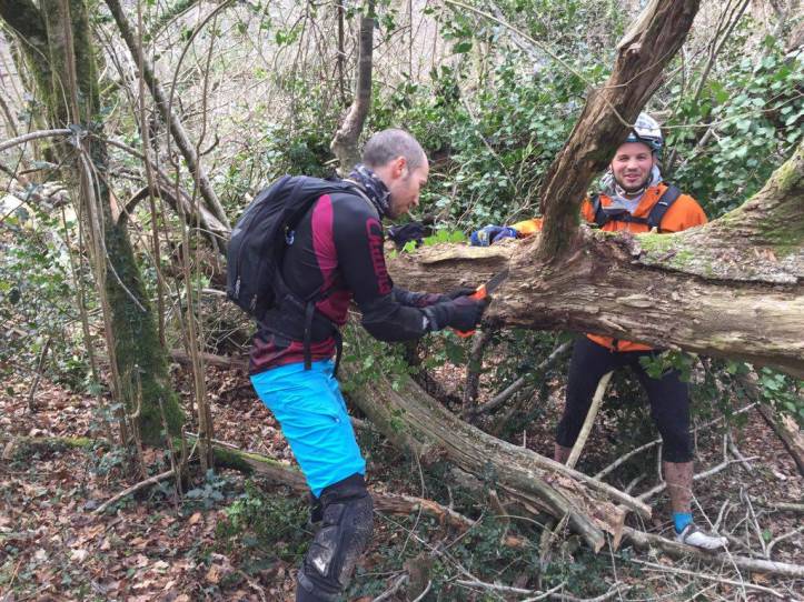 MonteTejas_trailbuilding01