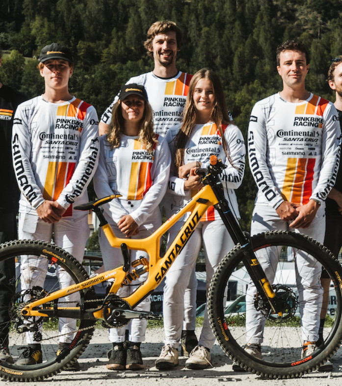 Pinkbike Racing: qué tal les ha ido el primer año en la Copa del Mundo ...